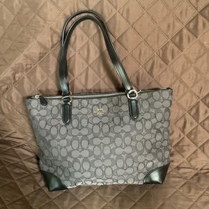 Coach logo print purse